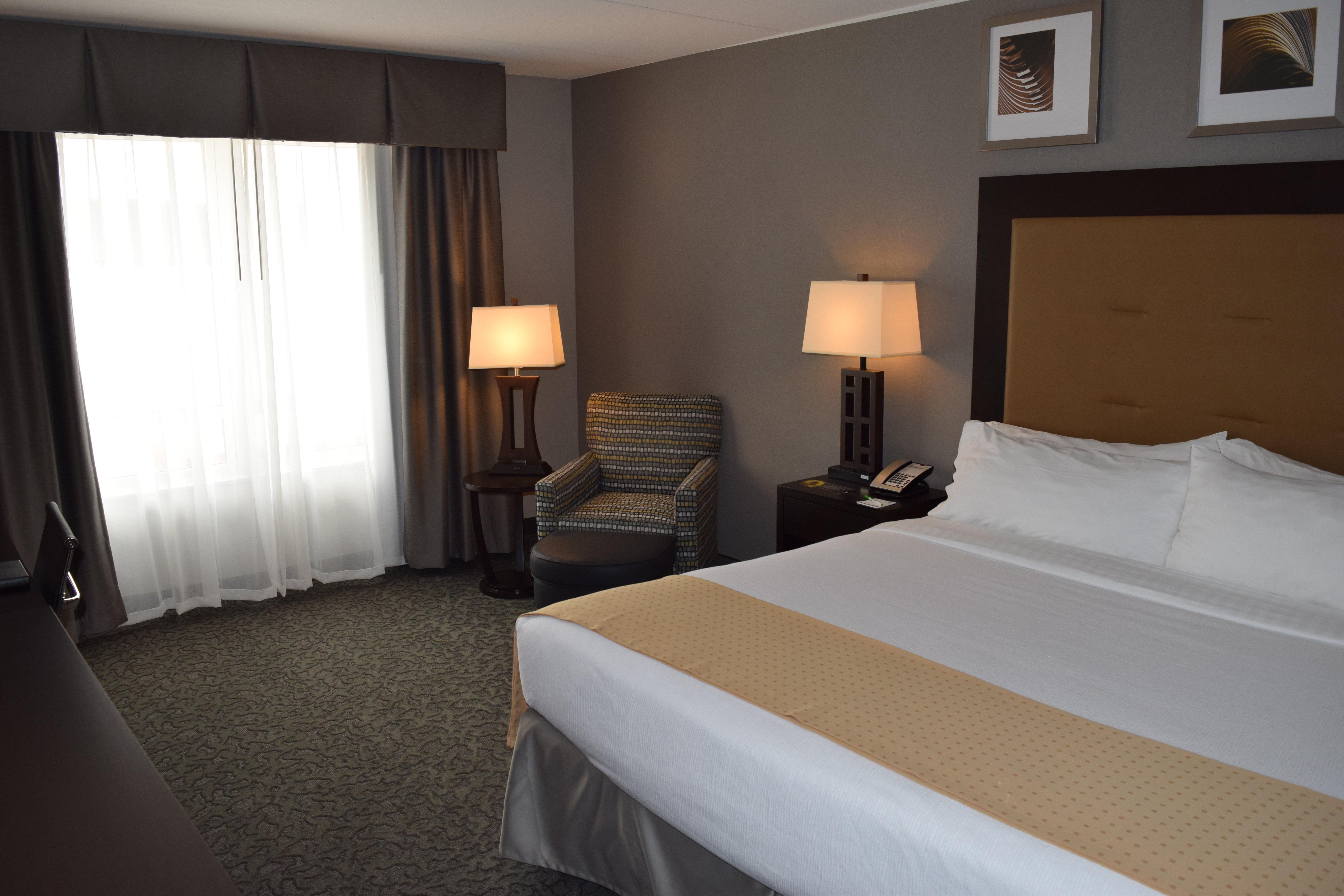 Holiday Inn And Suites East Peoria By Ihg Exterior foto