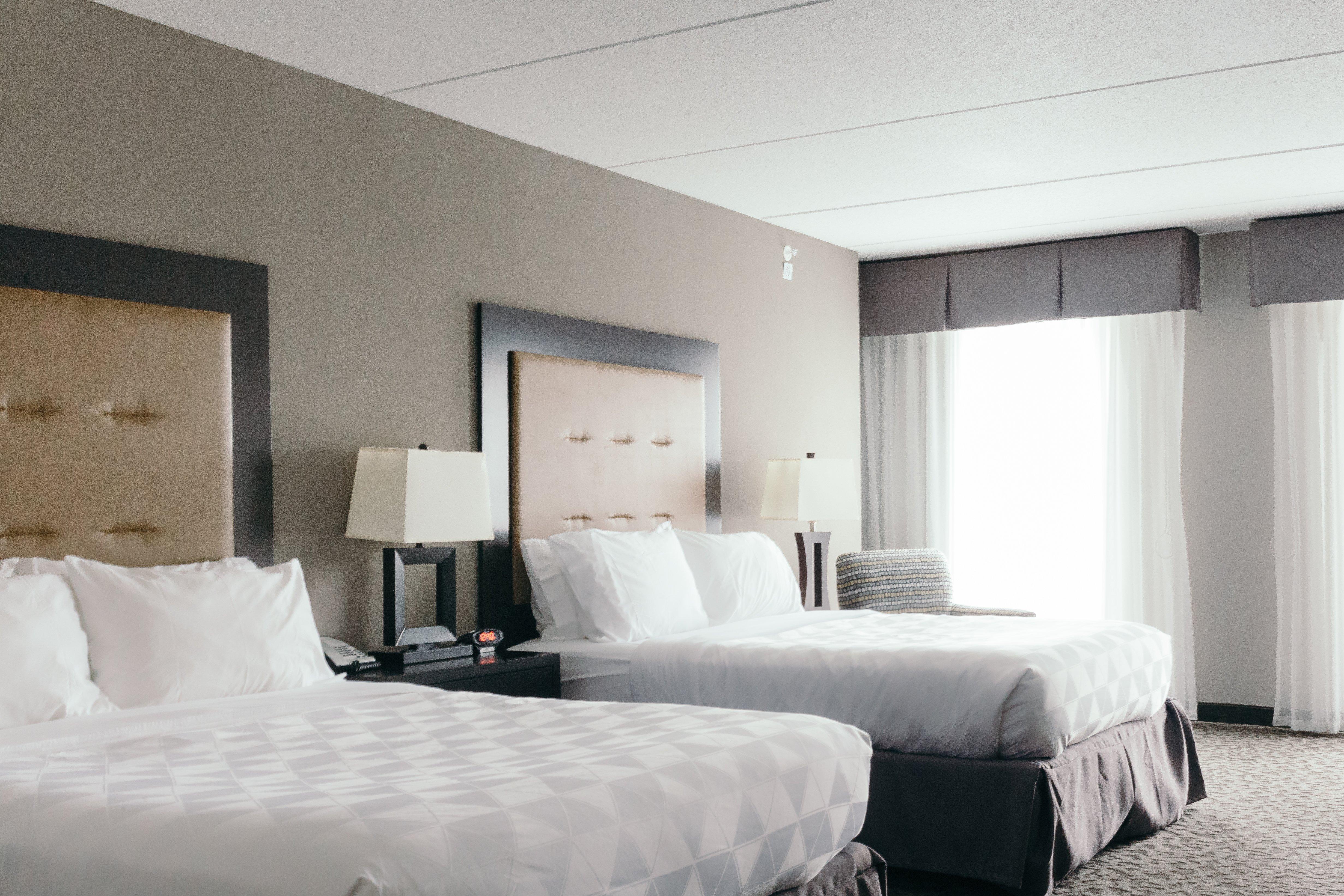 Holiday Inn And Suites East Peoria By Ihg Exterior foto